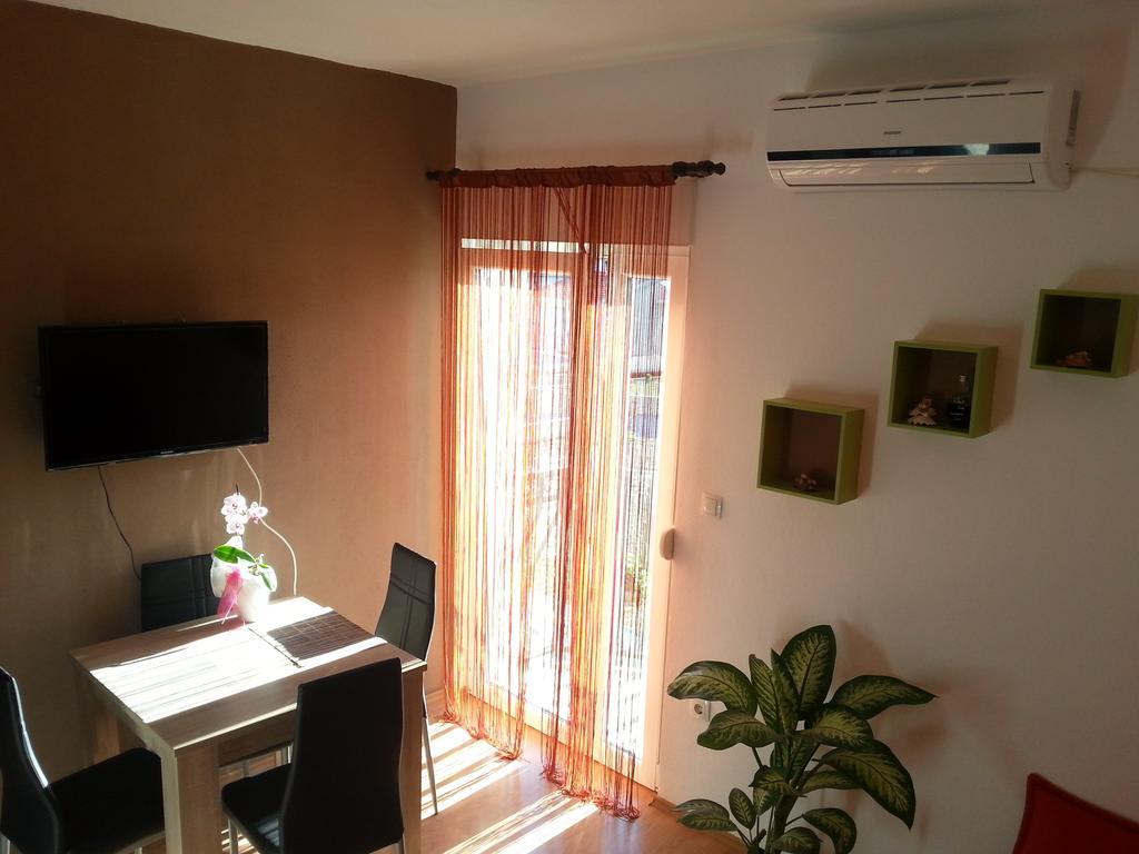 Apartment Andric Kaštela Exterior foto